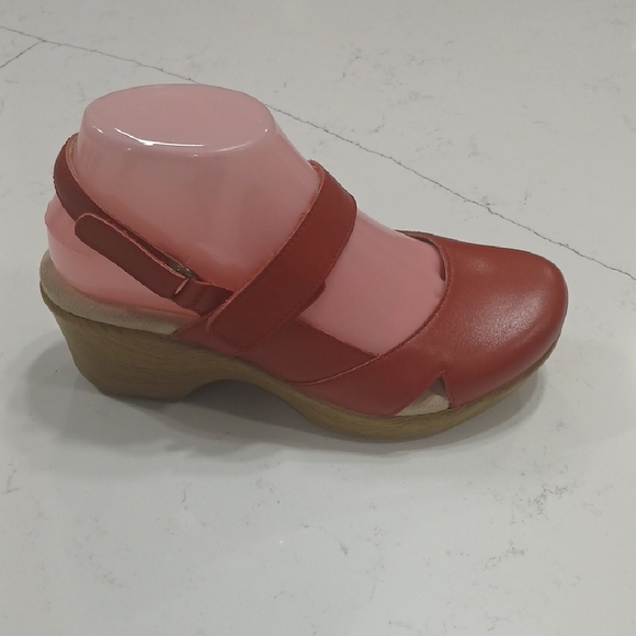 Alegria Red Women's Mules Sz6 Leather Upper And Linning New Without Tag Or Box - Picture 2 of 10